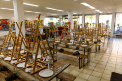 Das Atelier Alena Steinlechner in der Rathausstraße hat eine Kapazität für bis zu 40 Teilnehmern eines Workshops oder einer Feier. Sowohl ein kreativer Kindergeburtstag, ein Teamevent ihrer Firma, eine Weiterbildung oder Weihnachtsfeier mit kreativem Programm kann gebucht werden. Für Schülergruppen, Austauschprogramme oder Schulklassen bieten wir angepasste