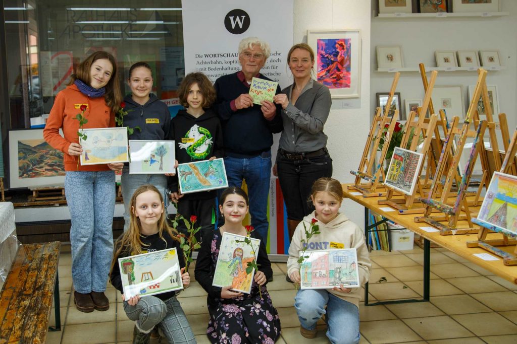 v.l.n.r. Jara, Maja, Ida, Matti, Mia, Wolfgang, Alena, Sophie